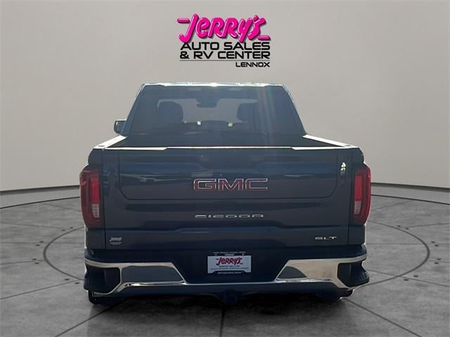 2022 GMC Sierra 1500 Crew Cab Short Box 4-Wheel Drive SLT