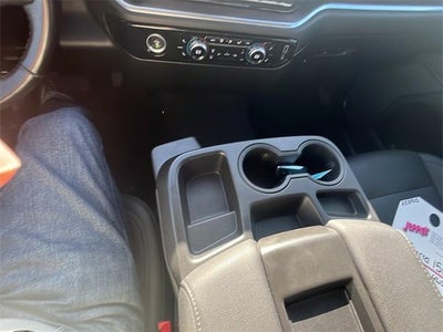 2022 GMC Sierra 1500 Crew Cab Short Box 4-Wheel Drive SLT