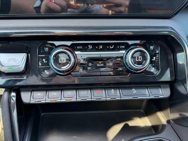 2023 GMC Sierra 1500 Crew Cab Short Box 4-Wheel Drive AT4