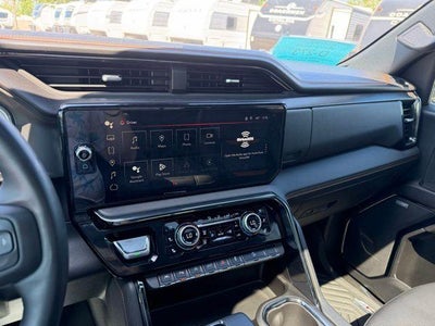 2023 GMC Sierra 1500 Crew Cab Short Box 4-Wheel Drive AT4