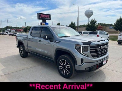 2023 GMC Sierra 1500 Crew Cab Short Box 4-Wheel Drive AT4