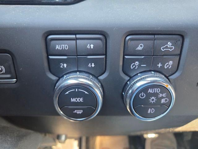 2023 GMC Sierra 1500 Crew Cab Short Box 4-Wheel Drive AT4