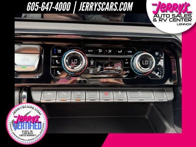 2023 GMC Sierra 1500 Crew Cab Short Box 4-Wheel Drive AT4