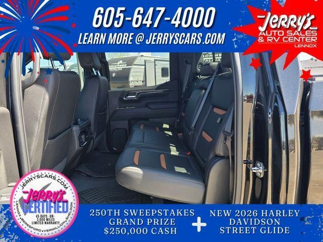 2022 GMC Sierra 1500 Crew Cab Standard Box 4-Wheel Drive AT4