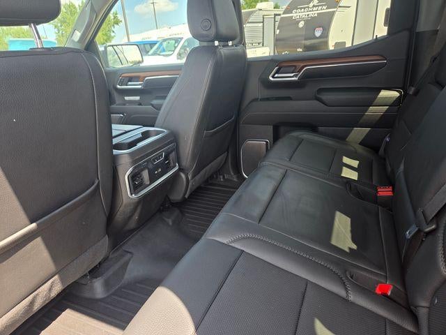 2023 GMC Sierra 1500 Crew Cab Short Box 4-Wheel Drive Denali