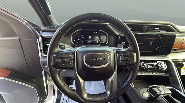 2022 GMC Sierra 1500 Crew Cab Short Box 4-Wheel Drive Denali Ultimate