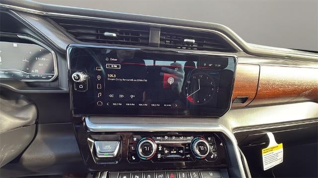 2022 GMC Sierra 1500 Crew Cab Short Box 4-Wheel Drive Denali Ultimate