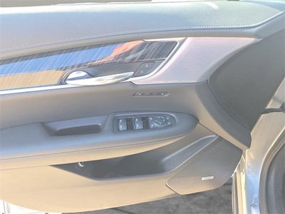 2025 Cadillac XT6 AWD 4dr Premium Luxury