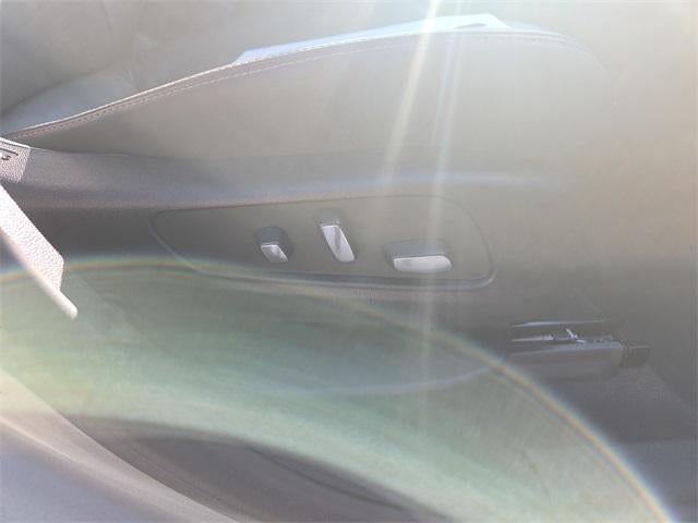 2025 Cadillac XT6 AWD 4dr Premium Luxury