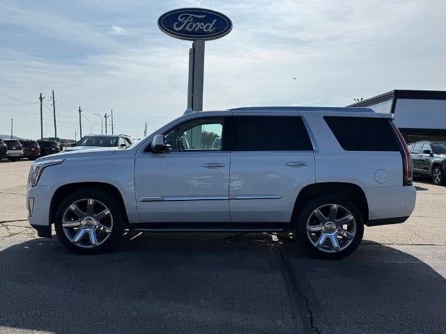 2020 Cadillac Escalade 4WD Luxury