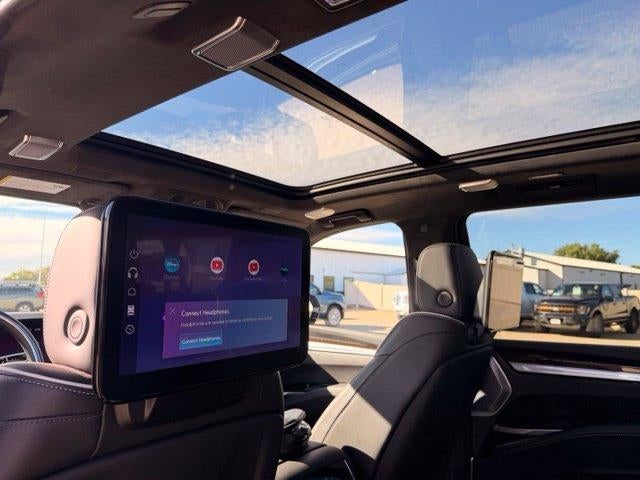 2026 Cadillac Escalade ESV 4WD Platinum Sport