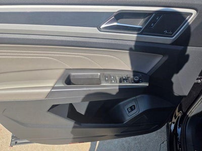 2023 Volkswagen Atlas Cross Sport 3.6L V6 SEL Premium R-Line 4MOTION