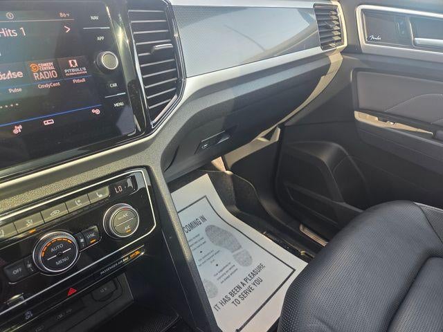 2023 Volkswagen Atlas Cross Sport 3.6L V6 SEL Premium R-Line 4MOTION