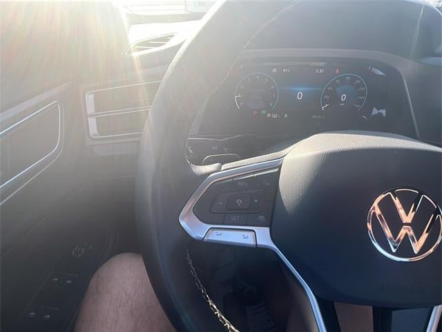 2024 Volkswagen Atlas Cross Sport 2.0T SE w/Technology 4MOTION