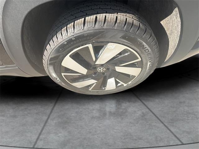 2024 Volkswagen Atlas Cross Sport 2.0T SE w/Technology 4MOTION