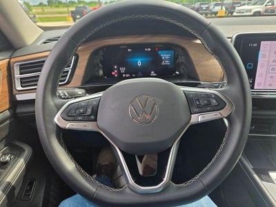 2024 Volkswagen Atlas 2.0T SE w/Technology 4MOTION