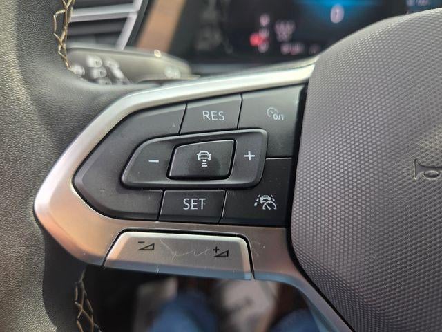 2024 Volkswagen Atlas 2.0T SE w/Technology 4MOTION