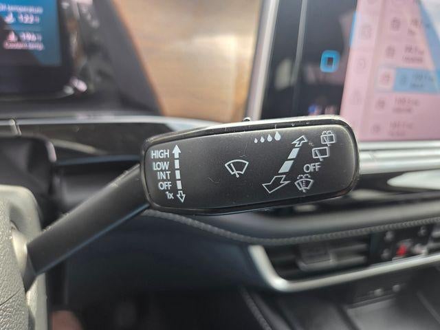 2024 Volkswagen Atlas 2.0T SE w/Technology 4MOTION