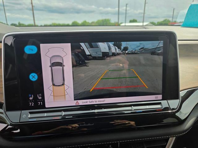 2024 Volkswagen Atlas 2.0T SE w/Technology 4MOTION
