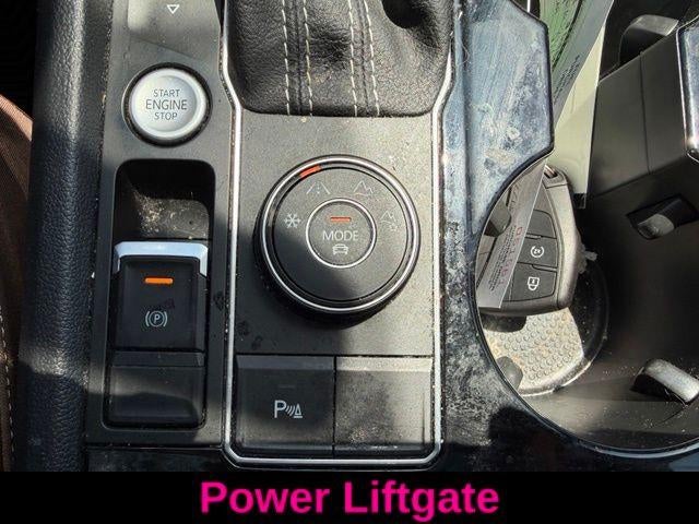2022 Volkswagen Atlas 3.6L V6 SE w/Technology 4MOTION