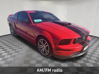 2005 Ford Mustang GT Premium