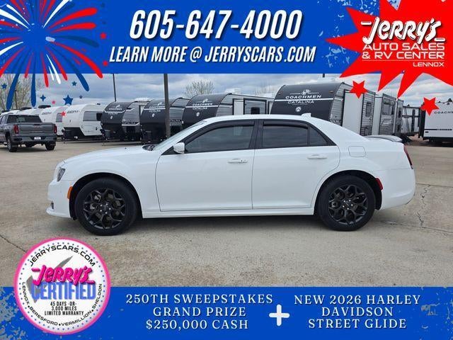 2023 Chrysler 300 Touring L AWD