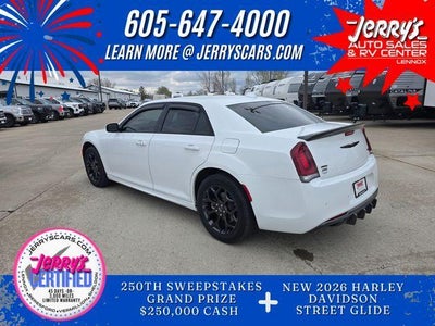 2023 Chrysler 300 Touring L AWD