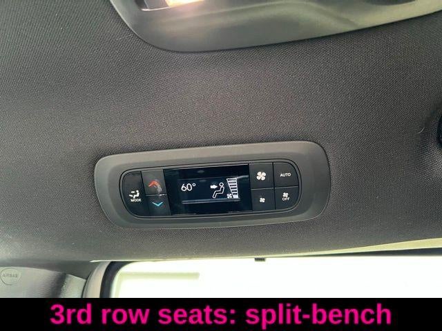 2025 Chrysler Pacifica Select FWD