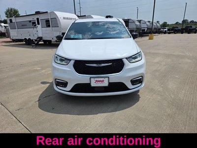 2025 Chrysler Pacifica Select FWD