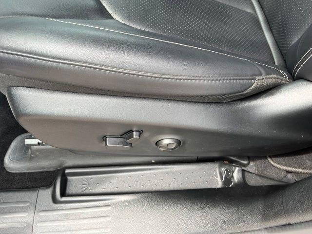 2025 Chrysler Pacifica Select FWD