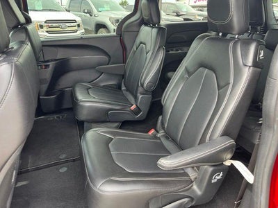 2025 Chrysler Pacifica Select FWD