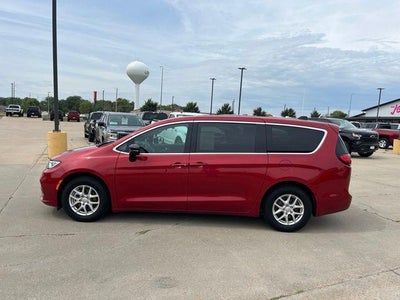 2025 Chrysler Pacifica Select FWD