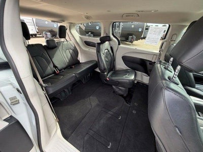2020 Chrysler Pacifica Touring L FWD