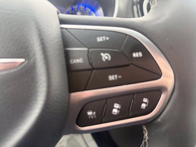 2025 Chrysler Pacifica Select FWD