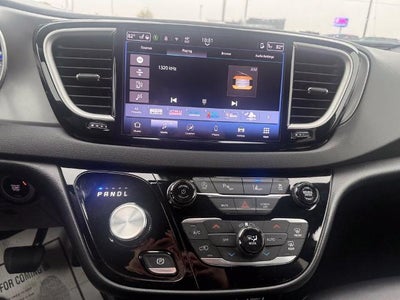 2025 Chrysler Pacifica Select FWD