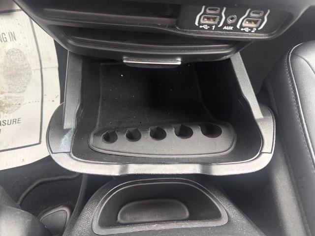 2025 Chrysler Pacifica Select FWD