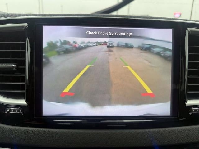 2025 Chrysler Pacifica Select FWD