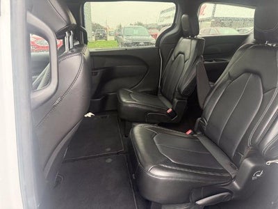 2025 Chrysler Pacifica Select FWD