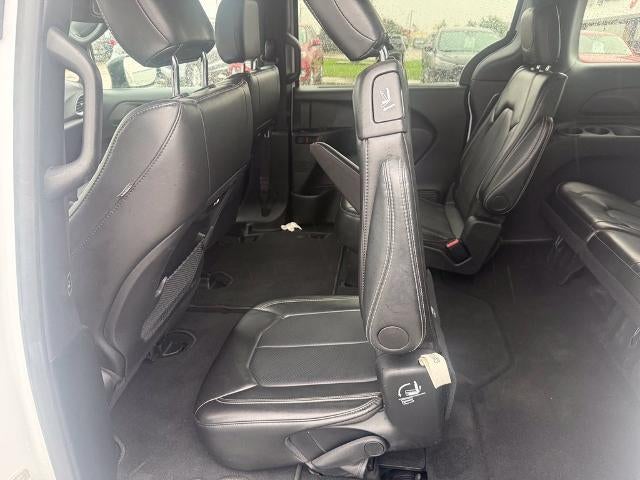 2025 Chrysler Pacifica Select FWD