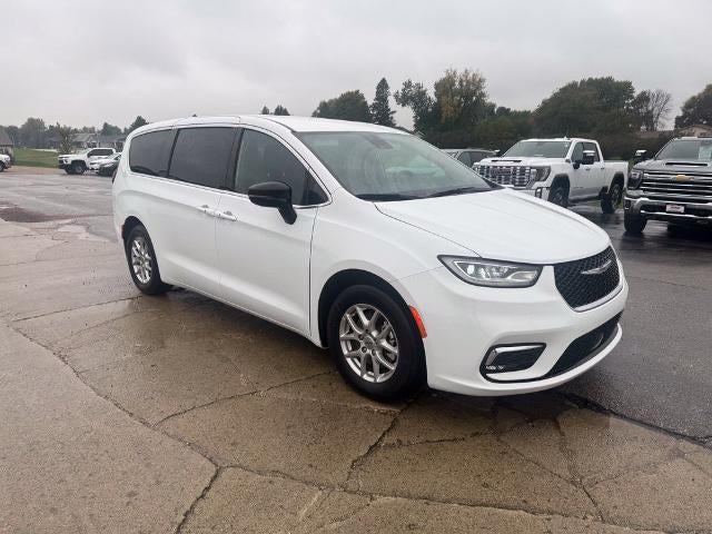 2025 Chrysler Pacifica Select FWD