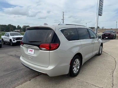 2019 Chrysler Pacifica Touring L FWD