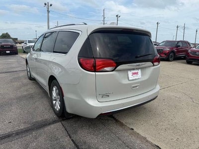 2019 Chrysler Pacifica Touring L FWD