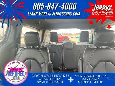 2025 Chrysler Pacifica Select FWD