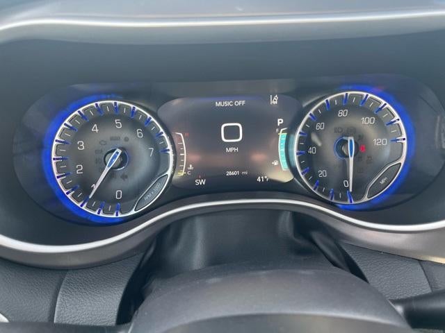 2025 Chrysler Pacifica Select FWD