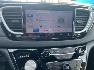 2025 Chrysler Pacifica Select FWD