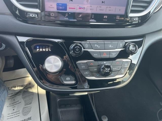 2025 Chrysler Pacifica Select FWD