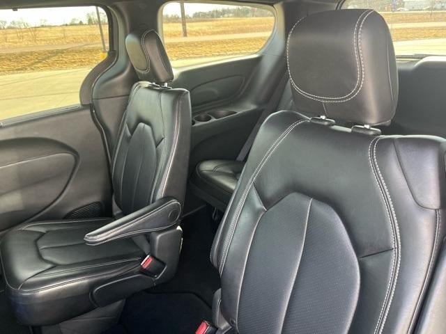 2025 Chrysler Pacifica Select FWD