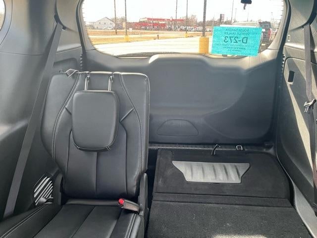 2025 Chrysler Pacifica Select FWD