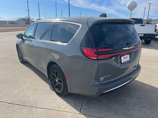 2025 Chrysler Pacifica Select FWD
