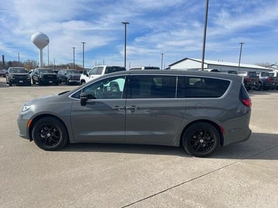 2025 Chrysler Pacifica Select FWD